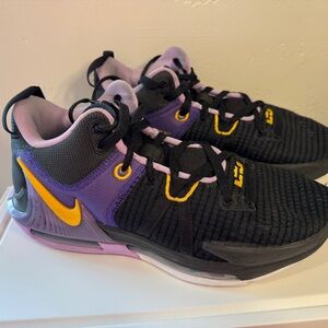 Nike LeBron James Laker 7 Black & Purple Basketball Shoes